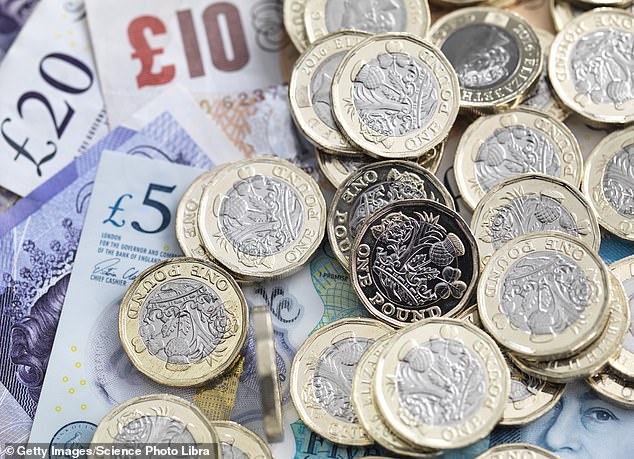 The Bank of England is expected to hold base rate at 4 pc at its meeting on Thursday, but a rate cut in December is looking more likely - so what you do with your savings now is crucial