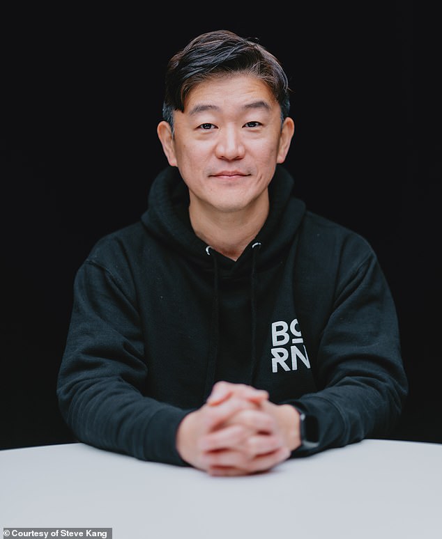 After smoking the death bowl, Kang didn't sleep for a full 10 days