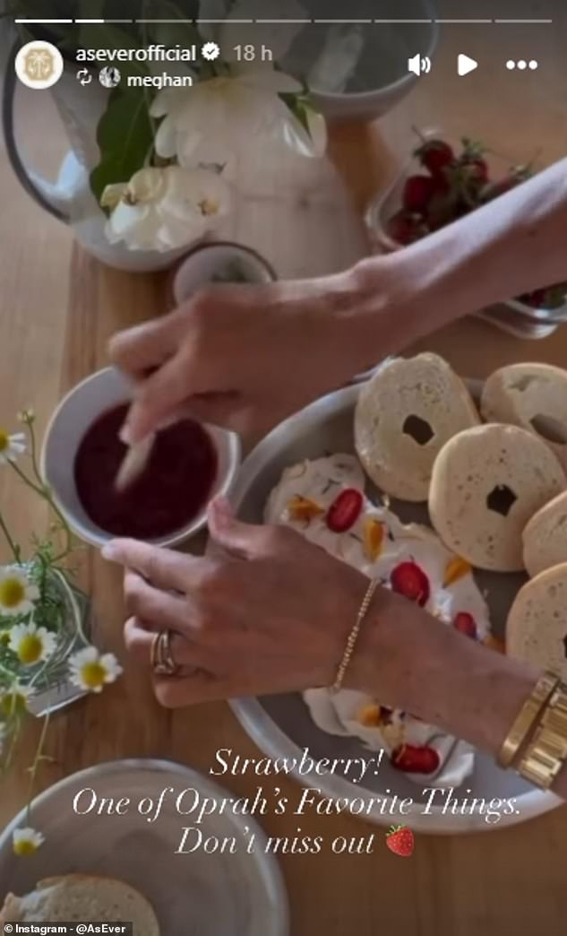 Elsewhere, some complainants accused her of disregarding table etiquette by wearing jewellery while preparing food
