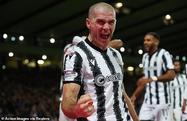 Cypriot defender Alex Gogic typified the no-nonsense approach of the Paisley side