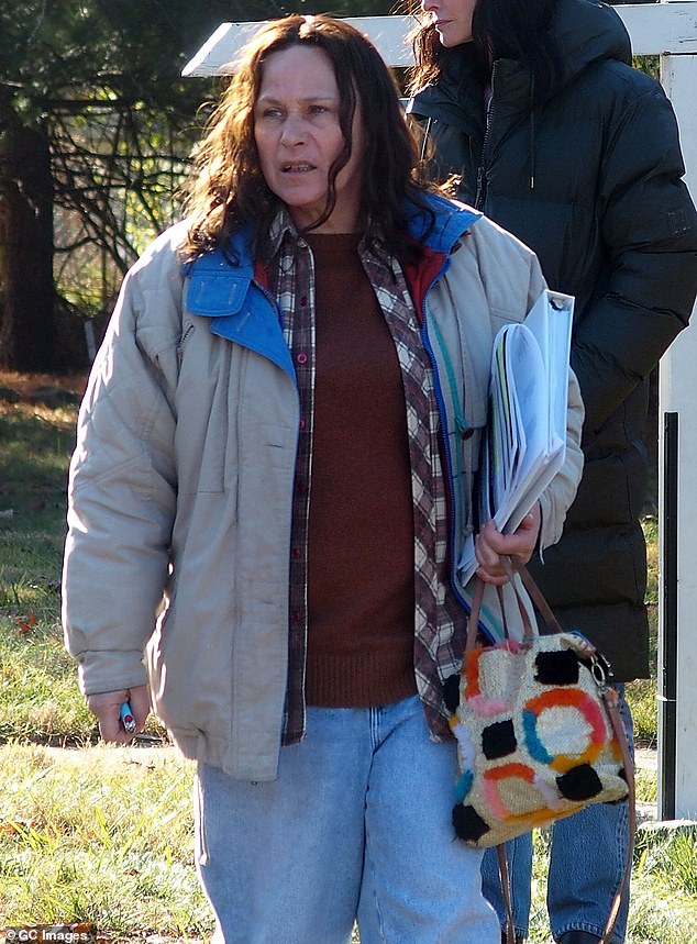 This Hollywood star was unrecognizable when making a new movie in New Jersey this week with a former family member. With long wavy dark hair, almost no makeup on and very thin eyebrows, she is a 180 from her red carpet look. Who is she?