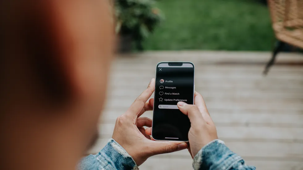 Man using a dating app