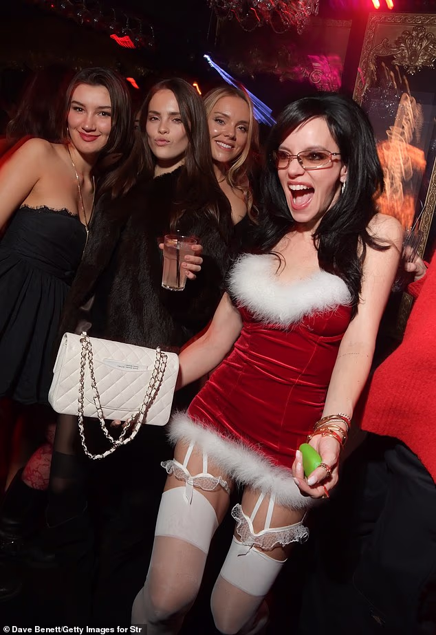 The hitmaker has been spending more and more time with the Freud media dynasty following her split from ex-husband David Harbour, who she married in 2020