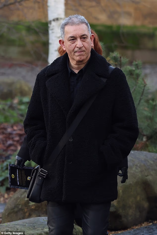 Also there was another of Mani's former Stone Roses bandmates, guitarist Aziz Ibrahim