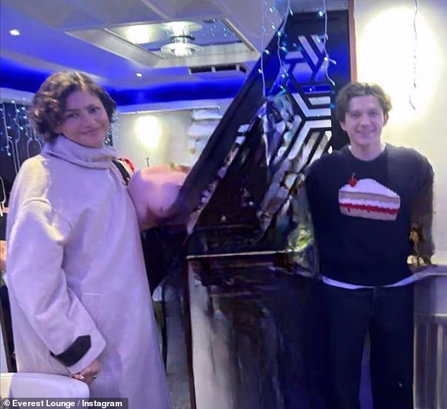 Tom and Zendaya shunned a lavish restaurant in favour of an under-the-radar curry house - much to the delight of the owner