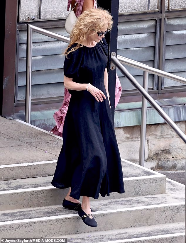 The low-key outing stood in stark contrast to her radiant appearance just a day earlier, when Nicole attended her first Christmas party in Sydney following her shock split from husband Keith Urban