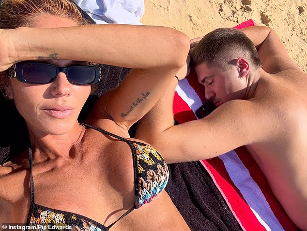 Another photo in the carousel showed Pip on another beach visit with Justice