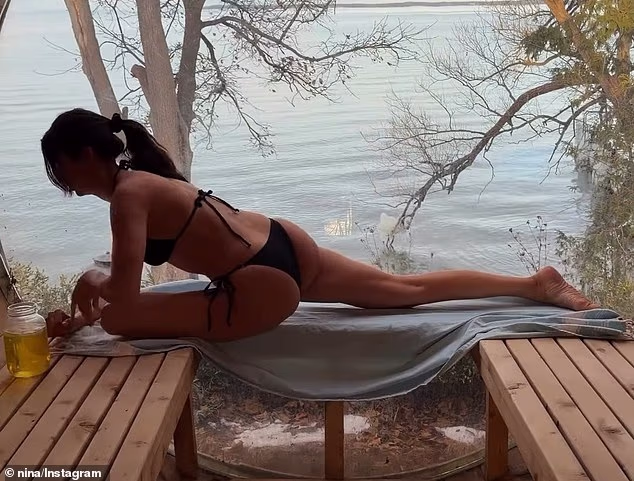 The beauty showcased her flexibility in one shot