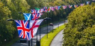 Labour councillor tells police ‘lie in wait and nab the b*******’ flying Union jacks after £15,000 drive to remove patriotic displays
