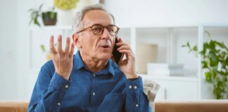 Helpline goes DOWN as millions face crucial tax deadline in just days