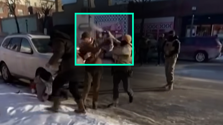 Still shows ICE agent spray pepper spray on Alex Pretti.  