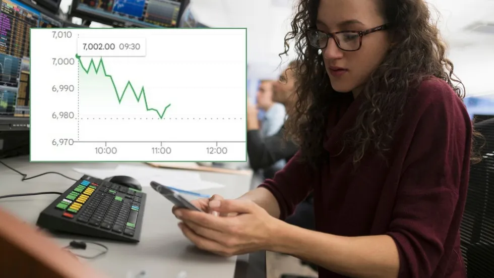Investor at desk and S&P 500 performance