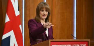 Economy records 0.3% growth in November | Money News