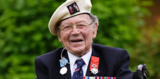 D-Day veteran Albert Lamond dies aged 100 as family issue emotional tribute