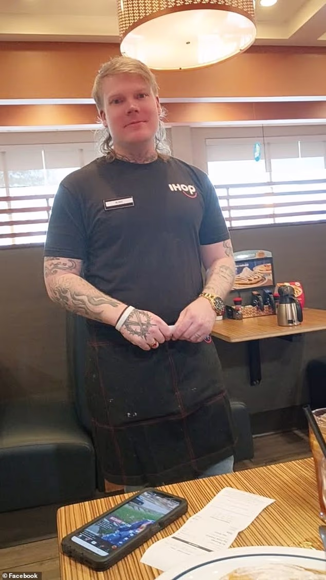 According to TMZ, Carol said her son made a trip to an Oklahoma emergency room last week after he was stricken by excruciating pain, and he was subsequently diagnosed with shingles