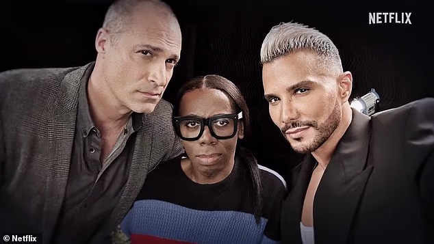 On the Netflix docuseries, the trio share a cute moment as they take a selfie together for the first time since 2019