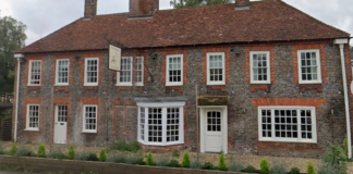 Historic Grade II-listed village pub in furious battle with Wiltshire Council over outdoor seating area