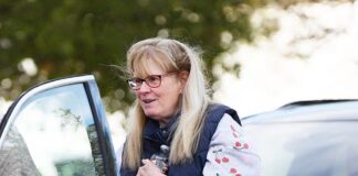 ’70s scream queen and Dennis Quaid’s first wife looks unrecognizable on rare outing, can you guess who?.