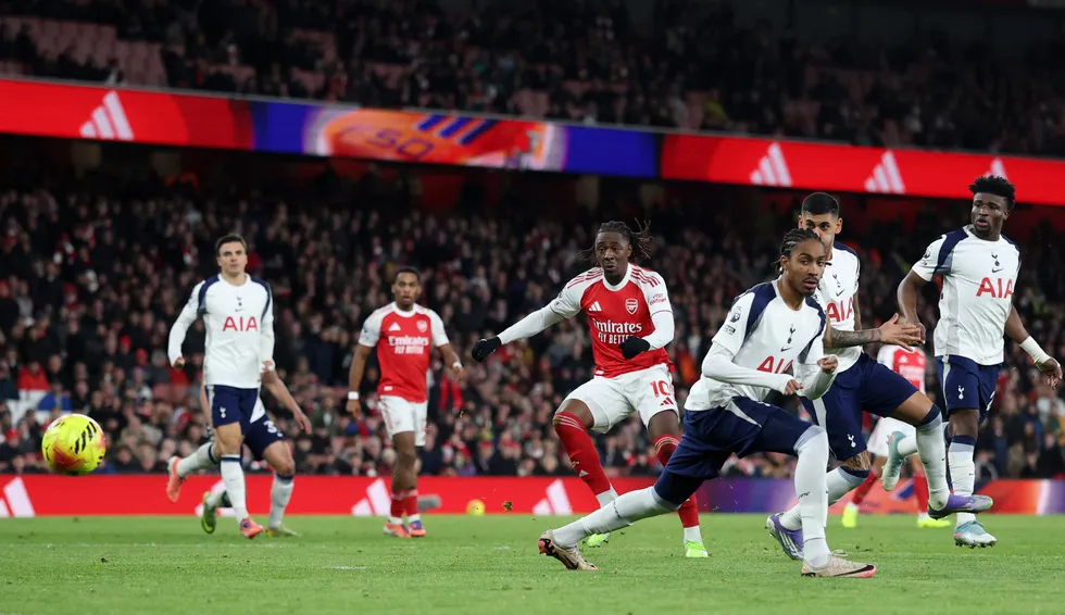 Arsenal aren't north London's biggest bottlers just yet - but that will change if they miss out on Premier League title glory