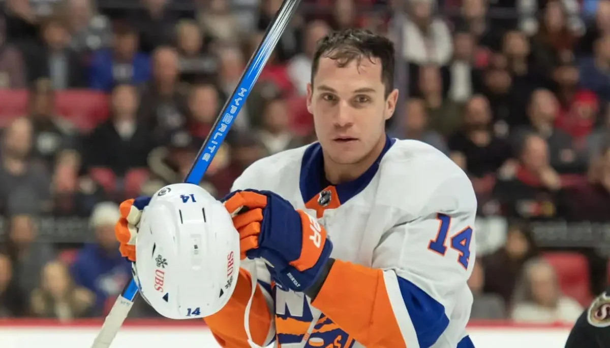 Bo Horvat ends drought with huge two goal game for Islanders