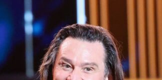 Jim Carrey’s unrecognizable puffy new look sparks fan meltdown: ‘Is he wearing a mask?’