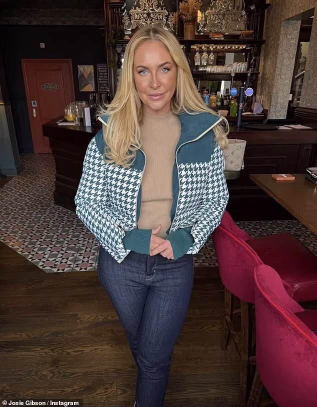 Josie Gibson, 40, showed off her incredible five stone weight loss in blue skinny jeans as she posed for a sizzling Instagram snap on Monday
