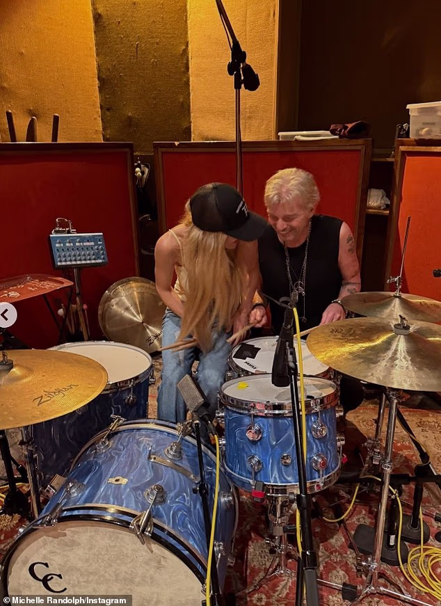 Landman star Michelle Randolph posed an interesting question to her onscreen father Billy Bob Thornton once she got more comfortable with him on the set of their hit Paramount+ show