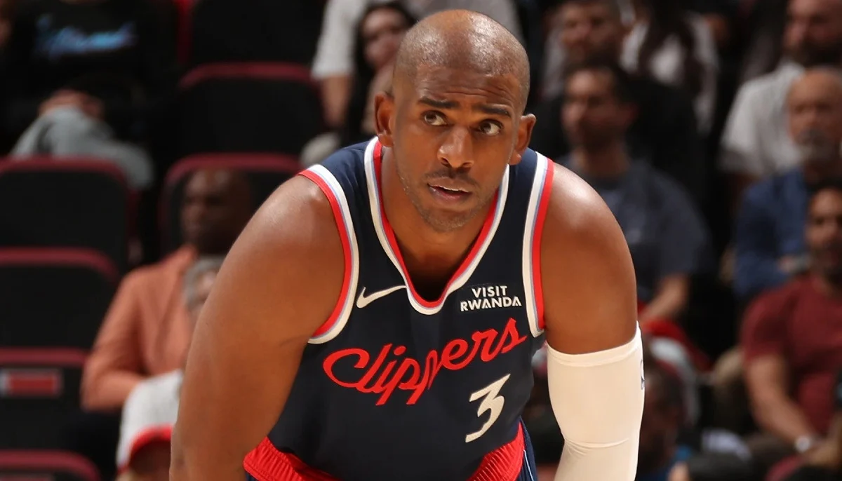 Raptors trade Chris Paul in surprise deadline deal