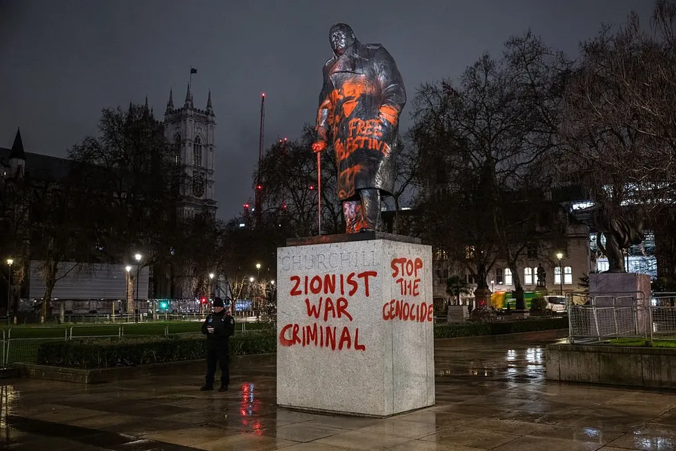 \u200bThe statue was vandalised with graffiti