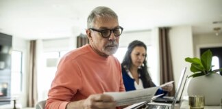 Mortgage rates fall as Nationwide Building Society, Santander and Barclays cut deals for buyers