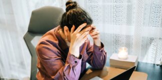 Monzo bank wrongly rejects fraud refunds for more than 1,000 customers