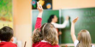 Mainstream schools to receive extra funding for SEND pupils as part of £4bn package | UK News