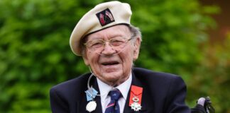 One of Scotland’s last D-Day veterans dies aged 100 | UK News
