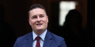 Read Wes Streeting’s messages with Mandelson in full | Politics News