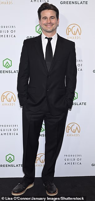 Jason Ritter made an appearance at the ceremony in a black suit as well as a white button up and black tie