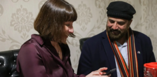 Rachel Reeves pictured with Muslim ‘fanatic’ accused of spreading 9/11 conspiracy theories