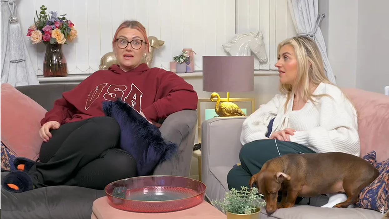Gogglebox: Ellie and Izzi