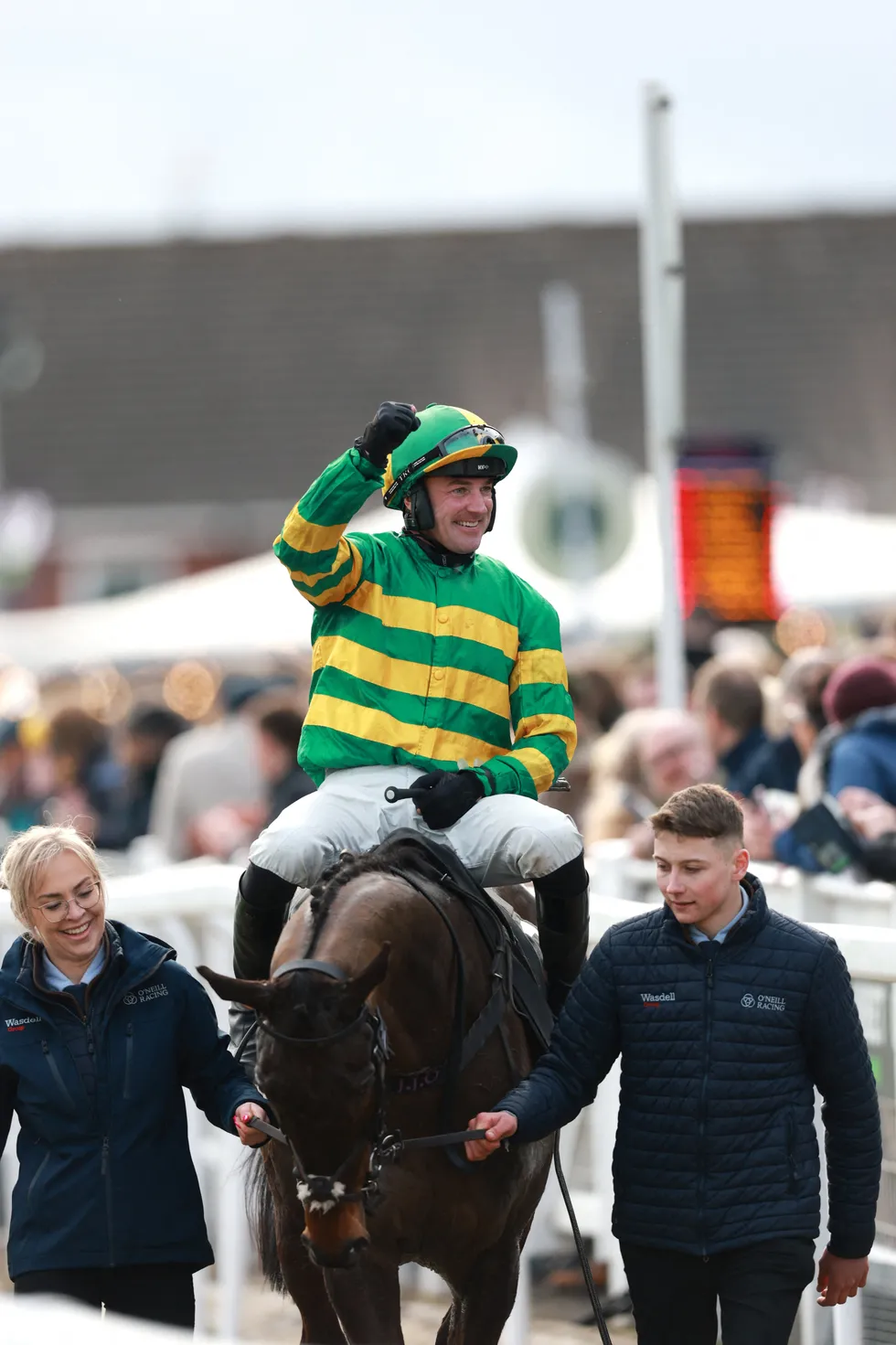 Johnnywho claimed victory in the 3.20pm Trustmarque Ultima Handicap Chase