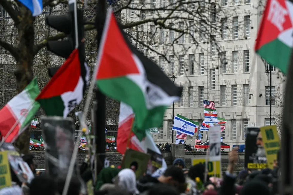 Quds protest and counter-protestors