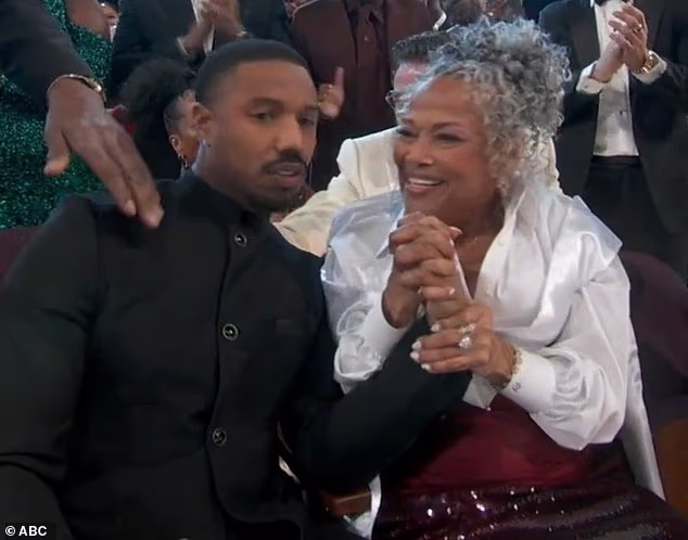 The actor had an emotional moment with his mother Donna before taking to the stage