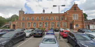 Imam given ‘slap on the wrist’ for saying women must serve husbands