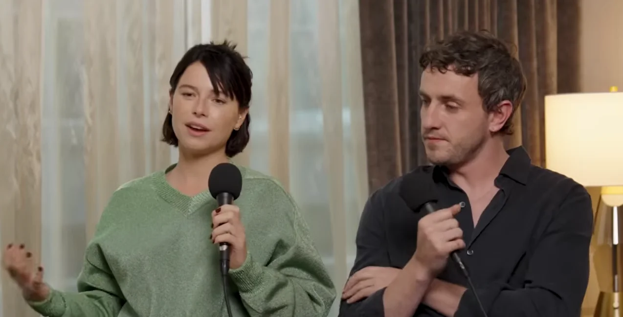 Jessie Buckley and Paul Mescal