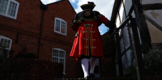 Teenager made town crier for Lincolnshire town’s 825th anniversary