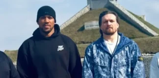 Anthony Joshua leaves Britain to visit Ukraine with Oleksandr Usyk amid Russian invasion