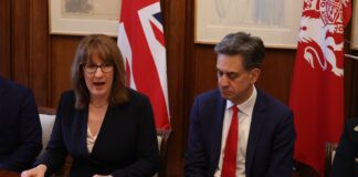 Ministers warn petrol retailers over prices in meeting | UK News