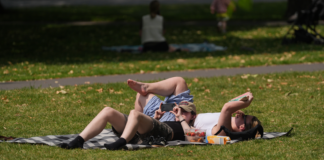 Britain could see temperatures as high as 20C as spring weather arrives | UK News