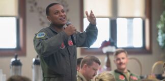 Two US airmen killed in Iraq plane crash named | World News